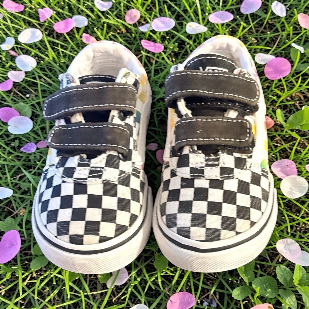 Vans Vintage Kids Checkerboard Velcro Sneakers - Black & White